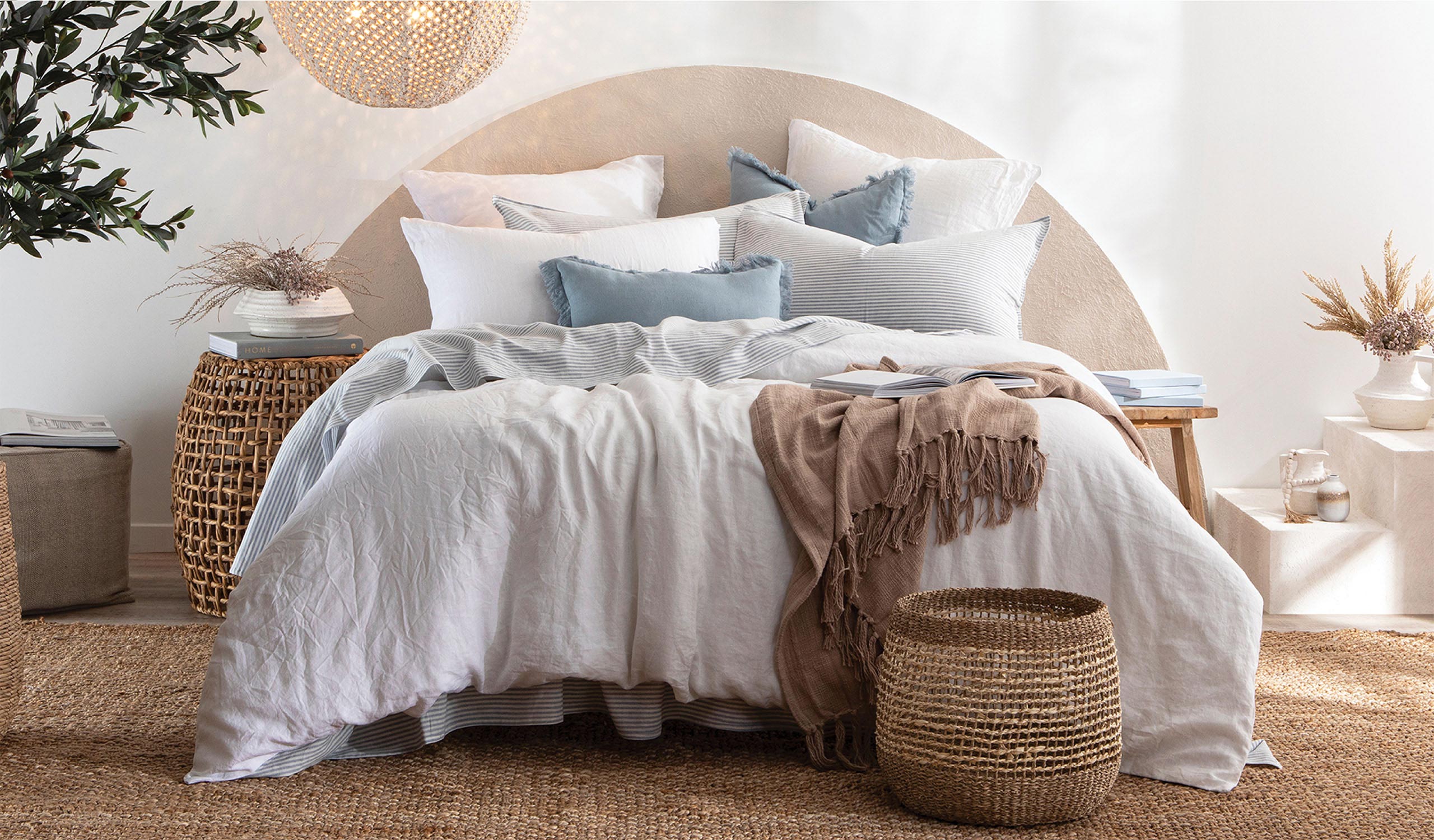 White washed linen bed quilt cover set | Pillow Talk
